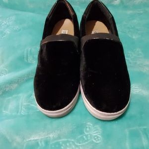 Steve Madden Black Suede Shoes